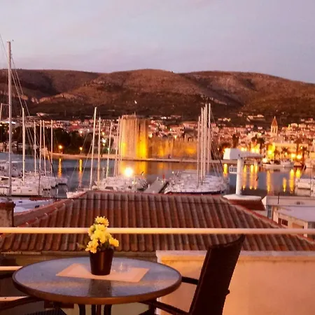 Villa Sarah Apartahotel Trogir